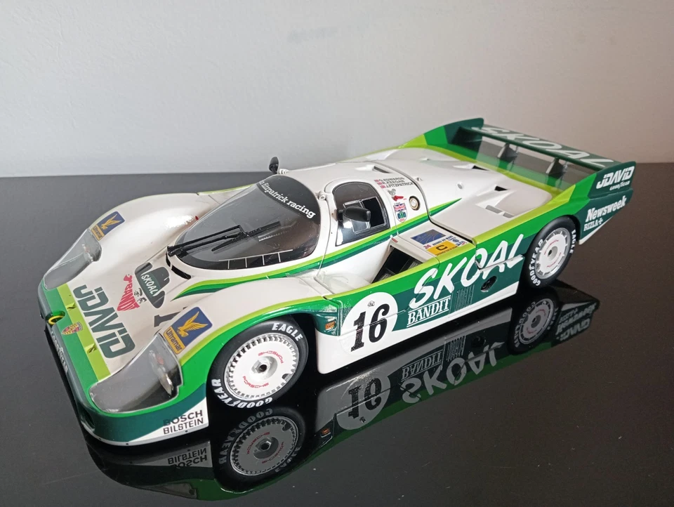 Minichamps 1/18 Porsche 956L 'SKOAL' 1983 24H Le Mans Limited Edition 500 Pcs - Immagine 1 di 4