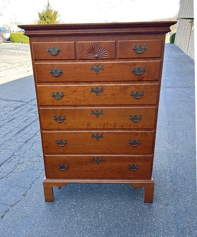Vintage Eldred Wheeler cherry Chippendale 6 graduated draw dresser bracket feet Cover