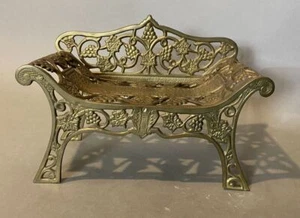 Antique Victorian Style Floral Embossed Cast Metal Miniature Garden Settee Bench - Picture 1 of 7
