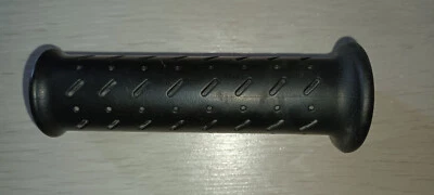 Empuñadura de manillar Triumph Daytona 675, Daytona 955i - Número de pieza: T2040740 Foto 1 de 4