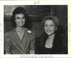 1986 Press Photo Shiela Upshaw And Charlotte Romano, Petroleum Auxiliary, Texas