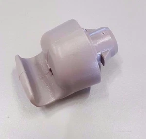 NUEVO OEM NISSAN 04-15 TITAN/ARMADA/QX56 PARASOL RETENEDOR/CLIP - SE ADAPTA A AMBOS LADOS - Imagen 1 de 2