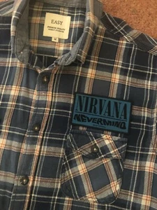 Camisa Grunge Nirvana Nevermind Azul Blanca a Cuadros a Cuadros Tartán Ven como Eres - Imagen 1 de 7