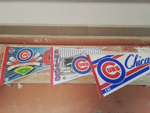 CHICAGO CUBS VINTAGE LOT OF 3 PENNANT Cover