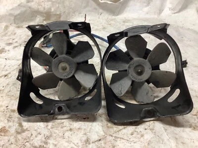 Interceptor Honda VF1000F. Ventiladores de radiador.  Foto 1 de 4