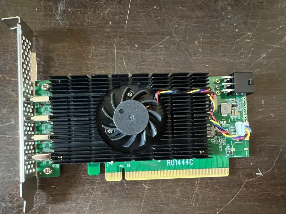 Highpoint RM110-420P 4 port 20Gb USB Card and External Drive NEW IN BOX - Image 1 of 4