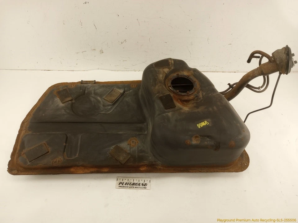 BMW 735i E32 Fuel Gas Storage Reservoir Tank 81L Fits 1988-1992 88 89 90 91 92 Foto 1 de 4