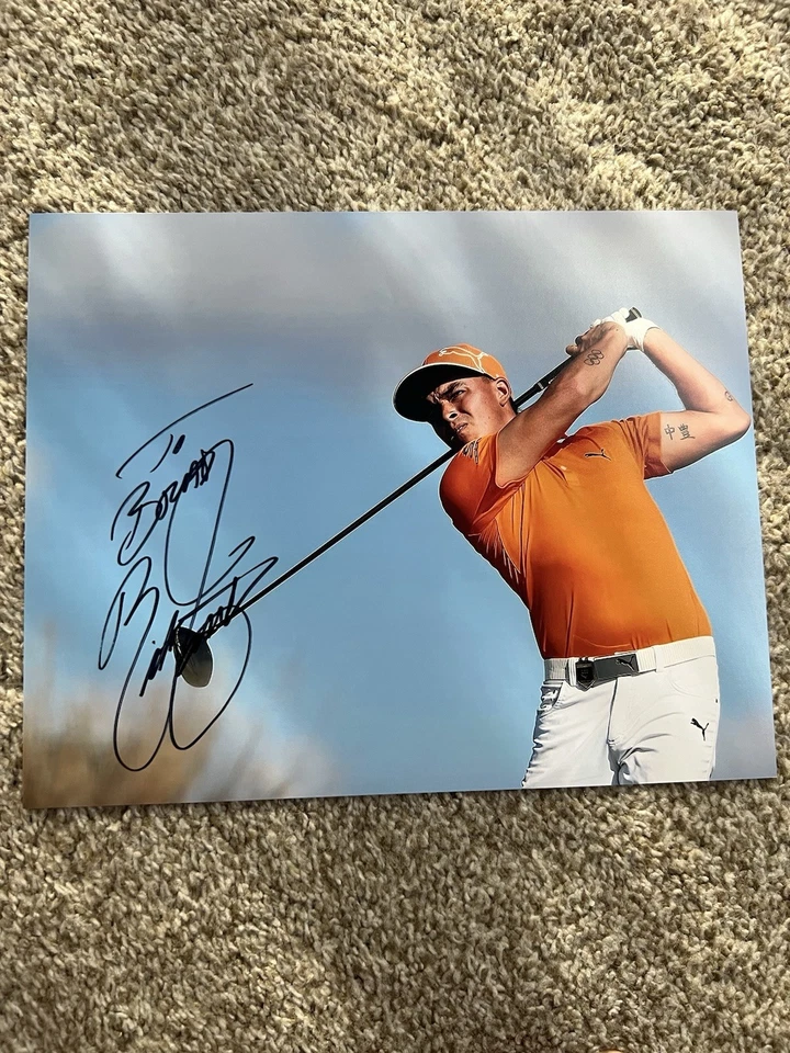 Foto assinada por Rickie Fowler 8x10 - Imagem 1 de 1