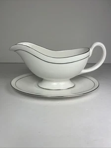 Royal Worcester - Contessa Silver - Sauciere / Sauciere & Ständer / Tropfteller - Bild 1 von 11