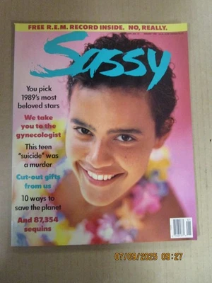 SASSY MAGAZINE January 1990 WITH FREE R.E.M. Flexi Disc New! 90's Teen Fashion - Imagem 1 de 4