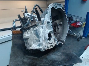 GETRIEBE Nissan Note (E11) MPV 1.4 16V (CR14DE) 2007 8200247902 - Bild 1 von 4
