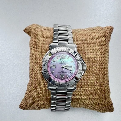 Relógio feminino Reactor Critical Mass quartzo rosa madrepérola  - Imagem 1 de 4