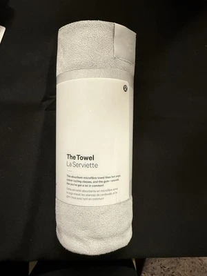 Lululemon La Toalla 26" x 71" Granizo Gris Grande Yoga Ciclismo Gimnasio Mat - NUEVO Foto 1 de 2