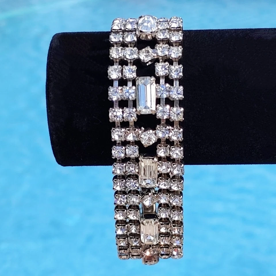 Винтажный со стразами четыре нити теннис взлетно-посадочная полоса браслет огонь продажи был $125 - Изображение 1 из 4