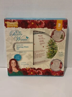 Juego de 2 platos para compartir rosas alegres The Pioneer Woman Navidad 12" Foto 1 de 3