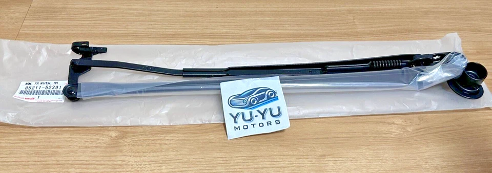 Toyota Genuine Yaris Vitz 2012-2019 RHD Front Wiper Arm 85211-52391 OEM JDM - Image 1 of 4
