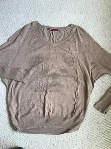 comptoir des cotonniers beige v neck french bulldog jumper 1 UK 8 - Picture 1 of 5