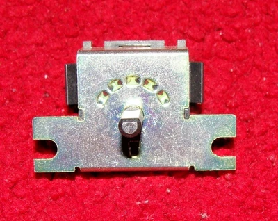 Interruptor de motor soplador AC Delco #1571950 camionetas Chevrolet y GMC 88-94 GM #16054620 Foto 1 de 4