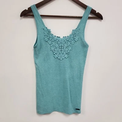 Cami de punto acanalado delantero de encaje preppy Hollister para mujer talla S azul 90S capas Foto 1 de 4