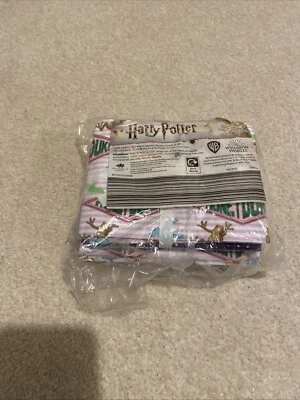 WARNER BROTHERS WIZARDING WORLD Harry Potter Wizarding World 2 x Pack Of 5 Fat Quarters