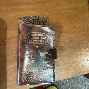 Billetera vintage de licencia de conducir y seguro con clips para llaves en billetera de cuero - Imagen 1 de 6