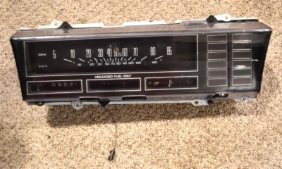 1981-1983 OLDSMOBILE OLDS CUTLASS SUPREME INSTRUMENT CLUSTER SPEEDOMETER 98.7K!! Foto 1 de 4
