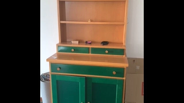 Credenza Ikea in legno, Parte di un Trio da soggiorno (con tavolo e mobiletv) - Immagine 1 di 3