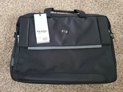 Solo Chrysler Urban Carrying Case Briefcase Up To 17.3" Laptop Computer w/Strap - Image 1 of 4