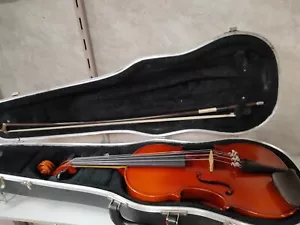 Glaesel Shop Adjusted VA403E5 Junior Viola w/Hard Shell Case, 2000 F18866 - Picture 1 of 20