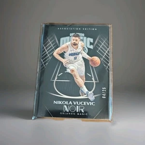 2019-20 Noir Association Edition Holo Silver SP 4 /25 #8 Nikola Vucevic Magic - Picture 1 of 2
