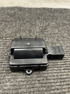 ACDelco 1875960X Distributor Cap Cover - Picture 1 of 5