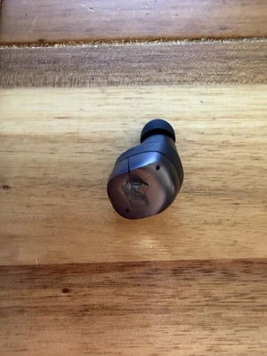 Sennheiser Momentum True Wireless 4 Earbud Black Graphite 5.19.1 - (Right Side) - Image 1 of 3