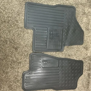 Chevrolet Silverado 2007-13 Front All-Weather Rubber Floor Mats Gray Genuine OEM - Picture 1 of 11