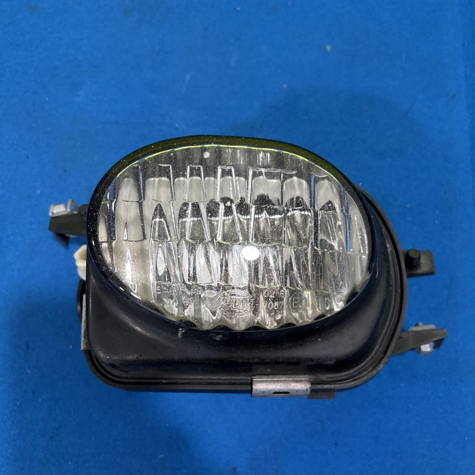 01-04 Mercedes W215 CL500 SLK32 AMG Front Left Side Fog Light 2158200756 OEM - Image 1 of 4
