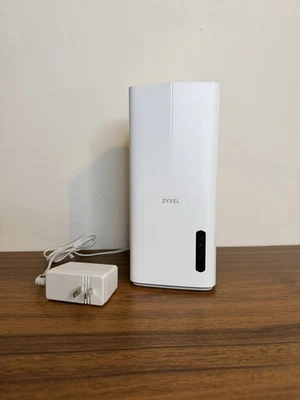 ZYXEL EX7710-B0 AX11000 WiFi 6E 10Gb WAN/LAN Tri Band Ethernet Gateway Router - Image 1 of 4