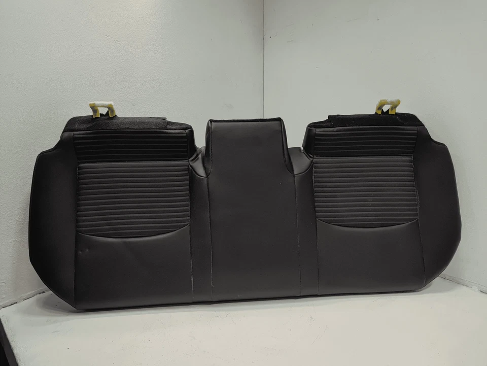 Cojín de banco inferior híbrido para asiento trasero Toyota RAV4 2019-2025 con cubierta OEM Foto 1 de 4