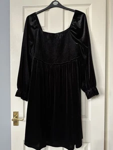 Shein curve black velvet style dress with shirred bust size 4XL uk 24 - Picture 1 of 9