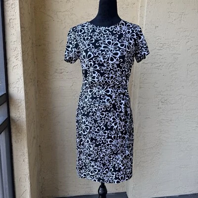 Diane Von Furstenberg Floral Print Dress Size 4 Short Sleeve Black NWT - Image 1 of 4