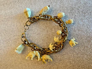 Vintage Carved Elephant Charm Bracelet Gold Tone Chain African Safari Tribal - Picture 1 of 7