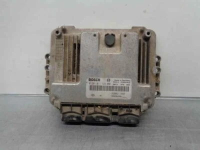 8200311550 centralina motore per RENAULT ESPACE IV (JK0) GRAND 2002 3161704 - Immagine 1 di 4