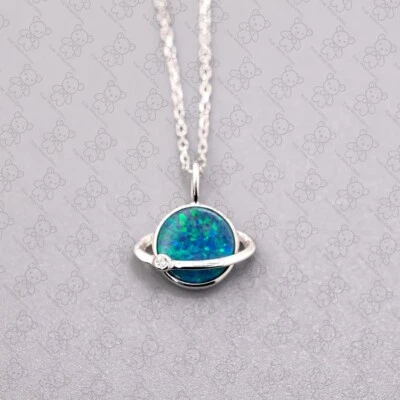 Colgante de oro blanco de 18 quilates con ópalo doblete australiano diseño luna tierra SOLO Foto 1 de 4