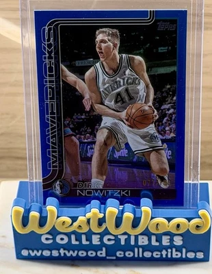 Baloncesto Topps 2025 - Dirk Nowitzki lámina azul/150 Foto 1 de 3