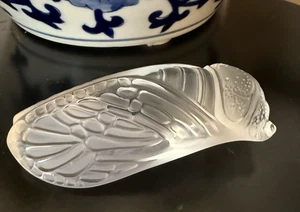 LALIQUE Cicada Good Luck Figure Paperweight 3.75" Frosted Glass Signed France - Picture 1 of 9