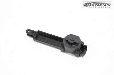 2012-22 VOLKSWAGEN PASSAT PAINEL PORTA-LUVAS TAMPA AMORTECEDOR SUPORTE FREIO PARADA FABRICANTE DE EQUIPAMENTO ORIGINAL - Imagem 1 de 4