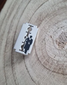 Lamina da barba Peaky Blinders lama da rasoio serie serie pin design cool - Foto 1 di 2