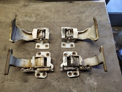 Pontiac Bonneville 1967 Buick Chevy Oldsmobile GM B-Body 2 puertas Bisagras de puerta Foto 1 de 4