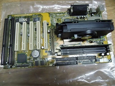 Zida BXi98-ATX Slot 1 + Celeron333 + RAM - Immagine 1 di 4