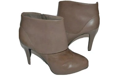 Women's Shoes Jessica Simpson ADDEY Platform Ankle Boot Heel SLATER TAUPE SZ 10  - Image 1 of 4