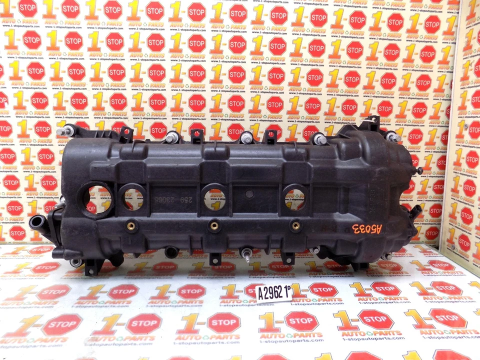 2011-2021 DODGE CHARGER RIGHT VALVE COVER 05184068AK OEM - Image 1 of 4