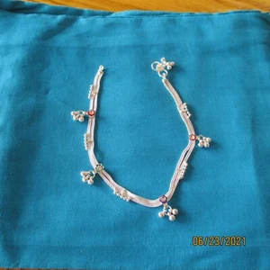 NEU Silber Mischung Fußkettchen phänomenal Payal GLOCKE Ghoonghru für Rock Hose Sari 10" - Bild 1 von 4